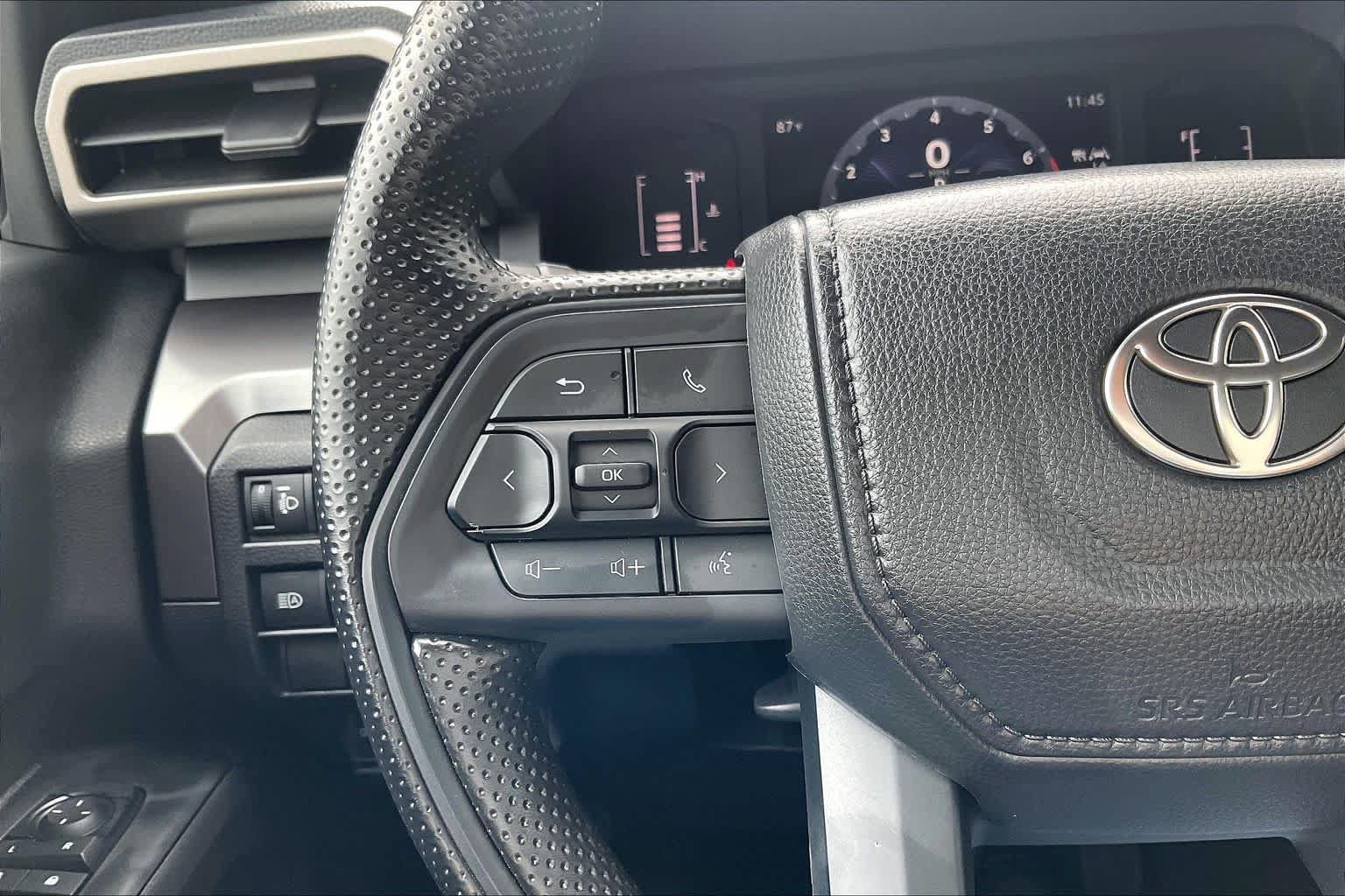 Used 2026 Toyota Tacoma SR5 RWD image 23