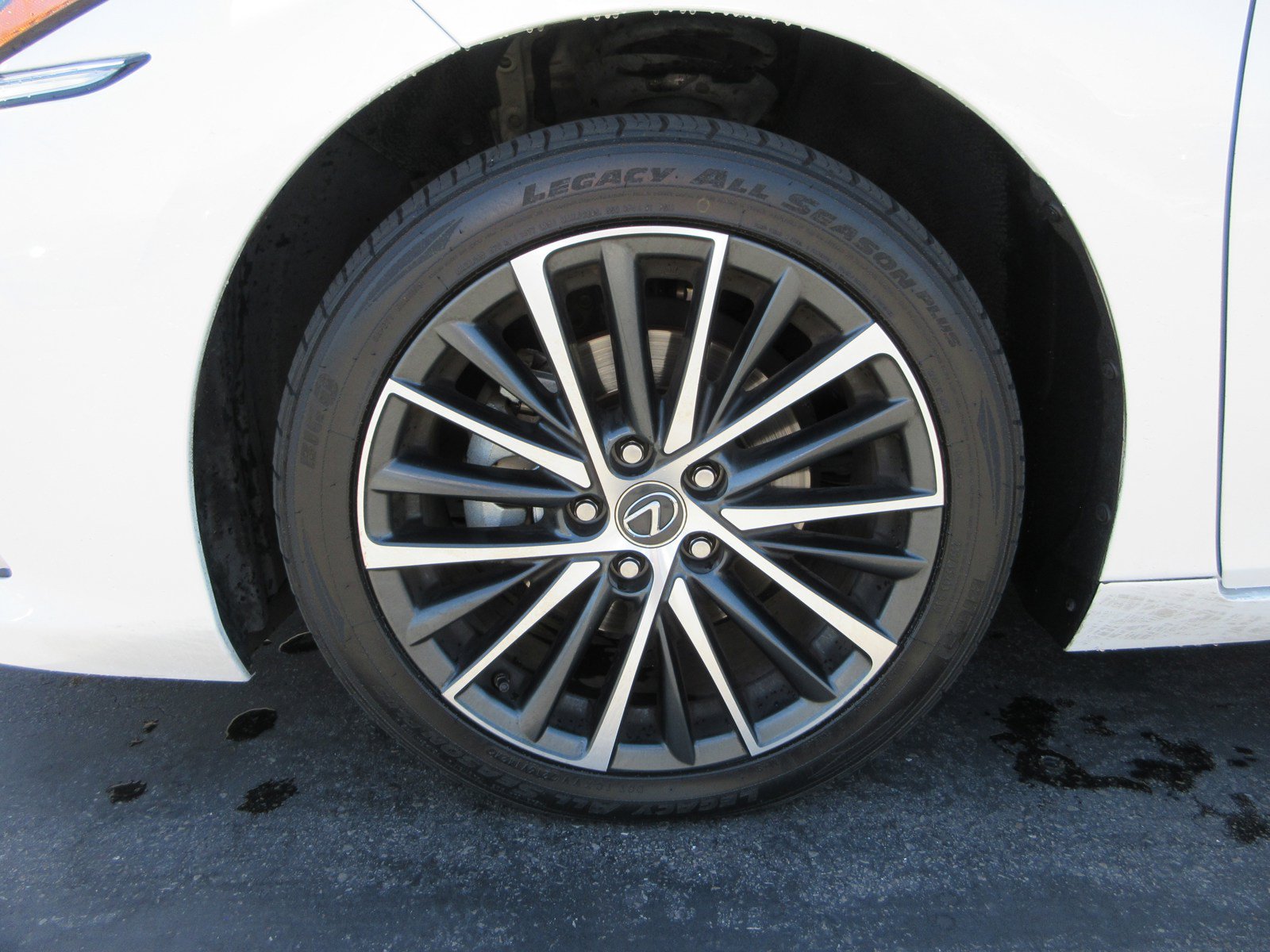 Used 2022 Lexus ES 350 w/ Premium Package FWD image 18