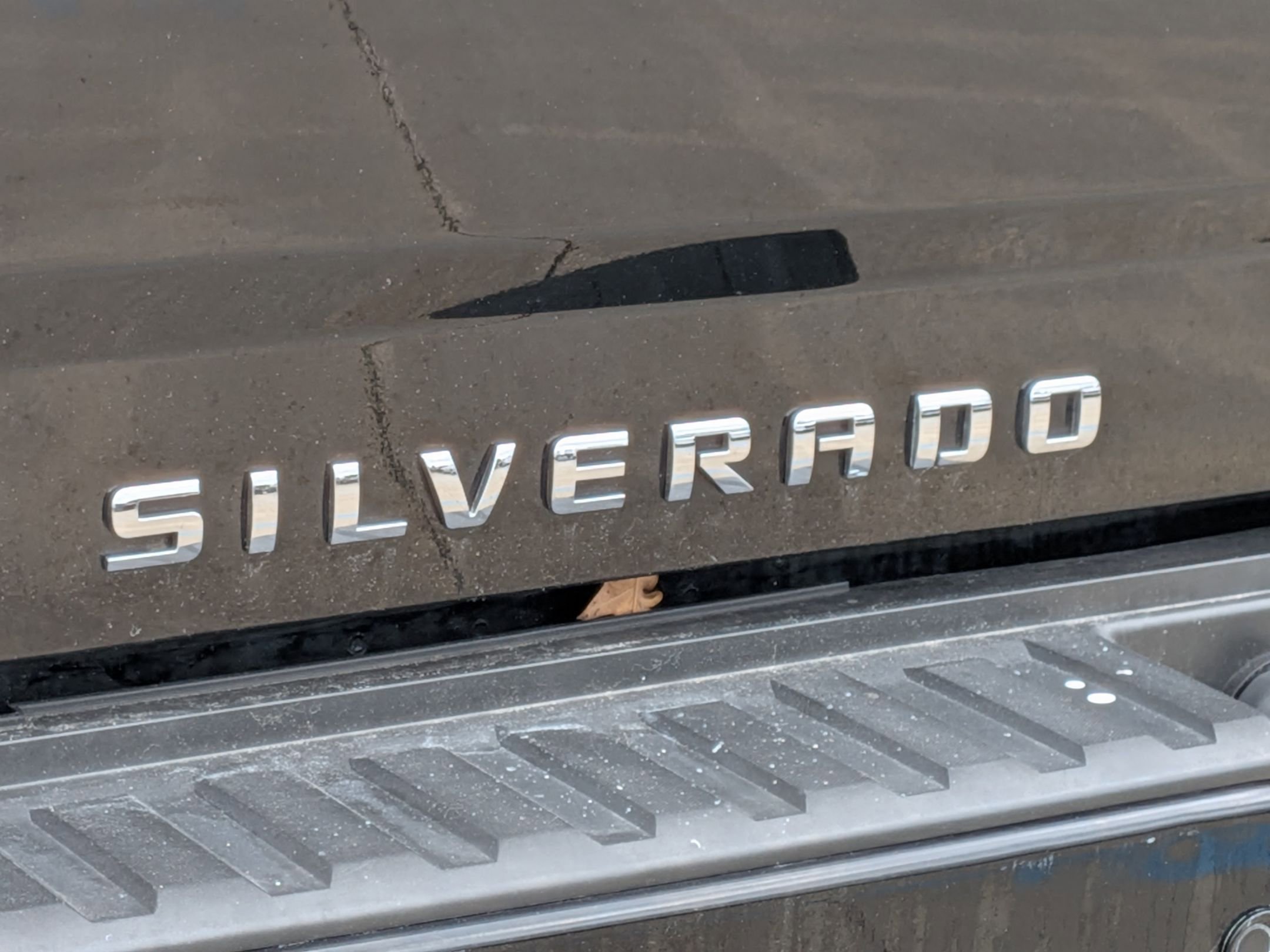 Used 2015 Chevrolet Silverado 1500 LTZ w/ Custom Sport Edition AWD/4WD image 27