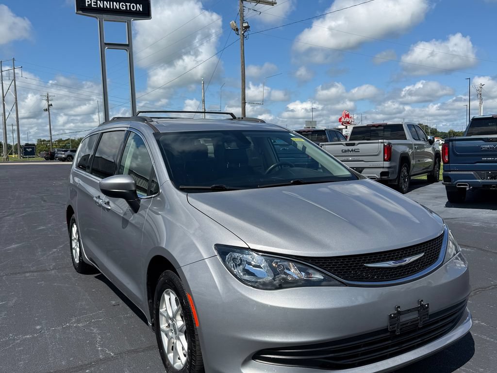 Used 2020 Chrysler Voyager Lxi FWD image 20