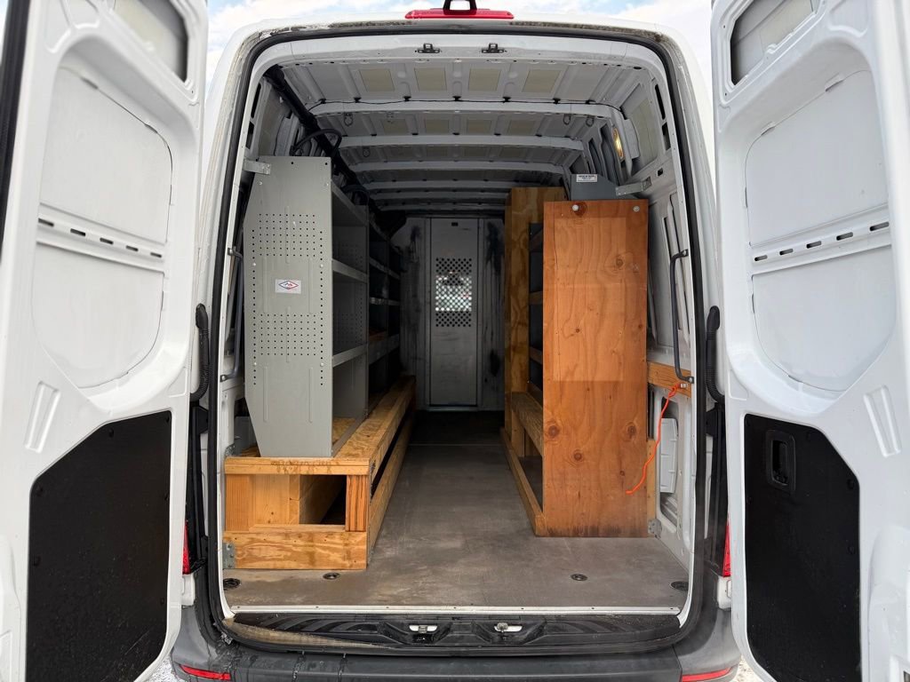 Used 2021 Mercedes-Benz Sprinter 2500 image 5