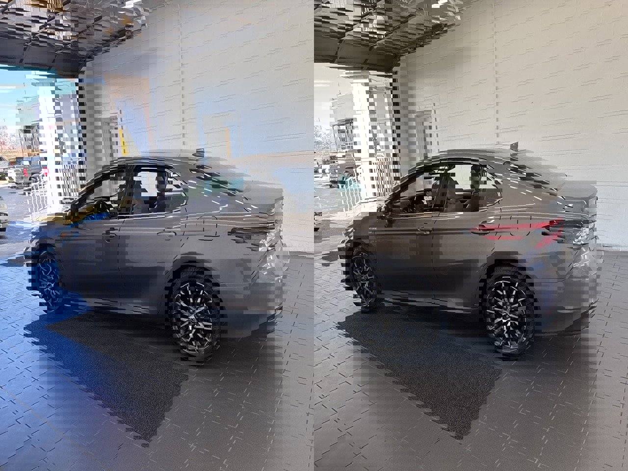 Certified 2021 Toyota Camry XLE w/ Navigation Upgrade Package image 5