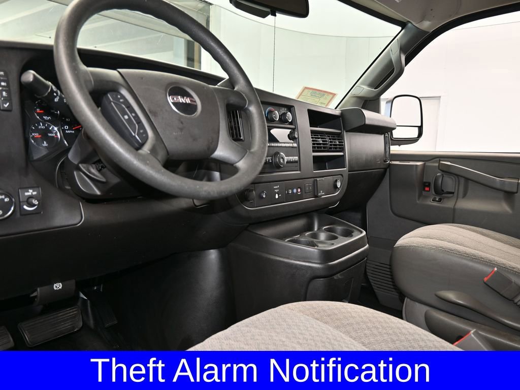 Used 2020 GMC Savana 3500 LT w/ LT Preferred Equipment Group image 12