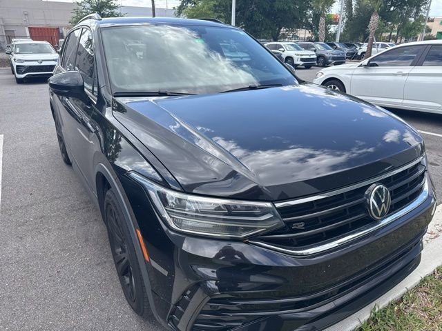 Certified 2023 Volkswagen Tiguan SE R-Line