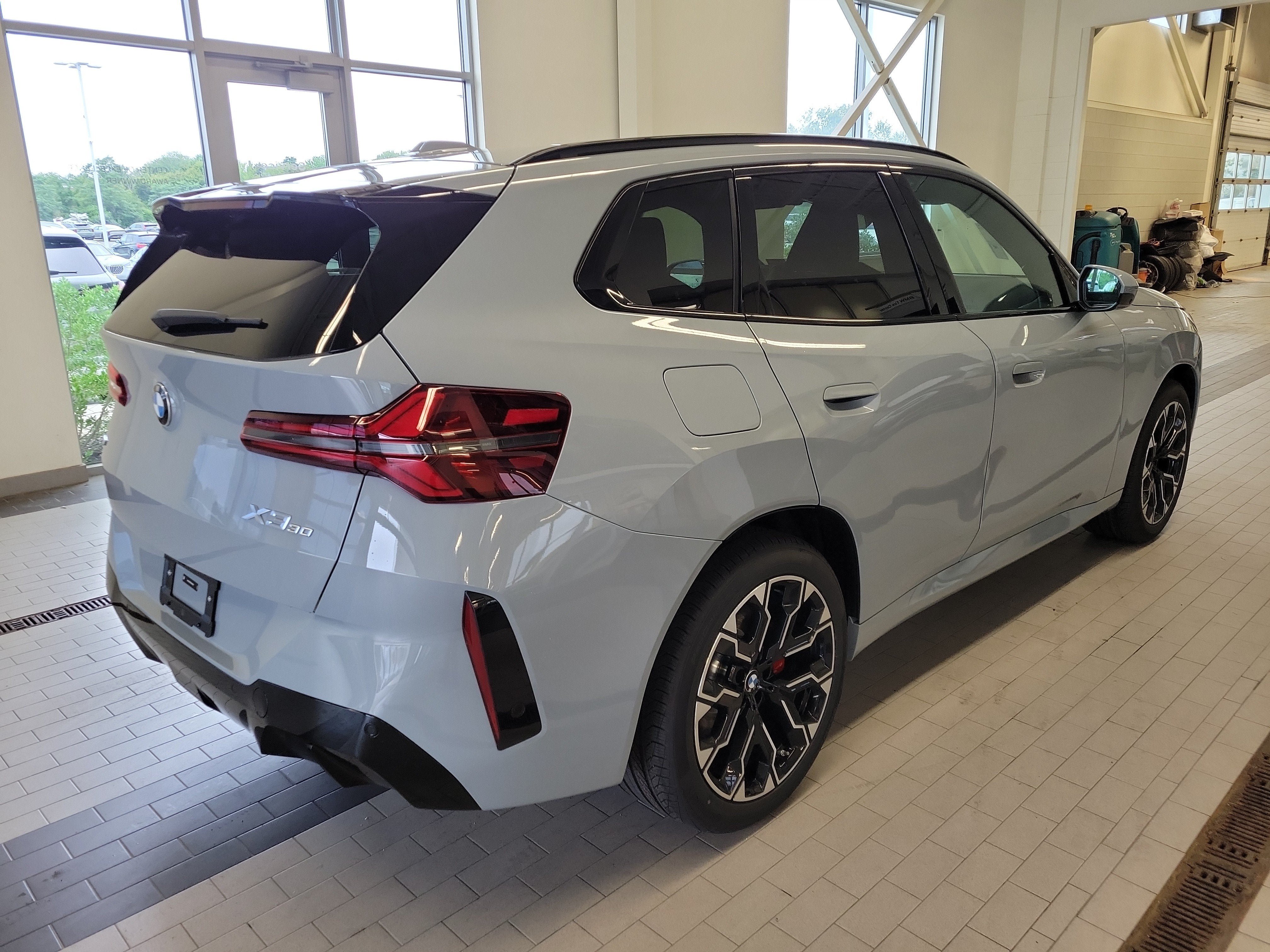 New 2026 BMW X3 xDrive30i w/ Premium Package AWD/4WD image 7