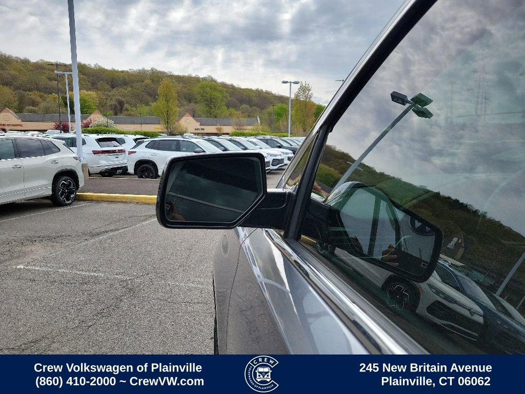 Used 2020 Chevrolet Tahoe Premier AWD/4WD image 31