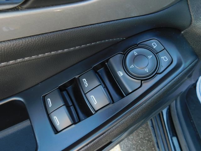 Used 2023 Chevrolet Traverse LT image 28