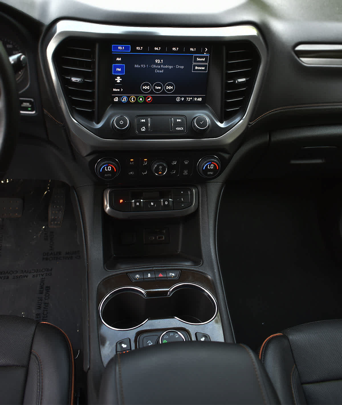 Used 2023 GMC Acadia AT4 w/ Preferred Package AWD/4WD image 16