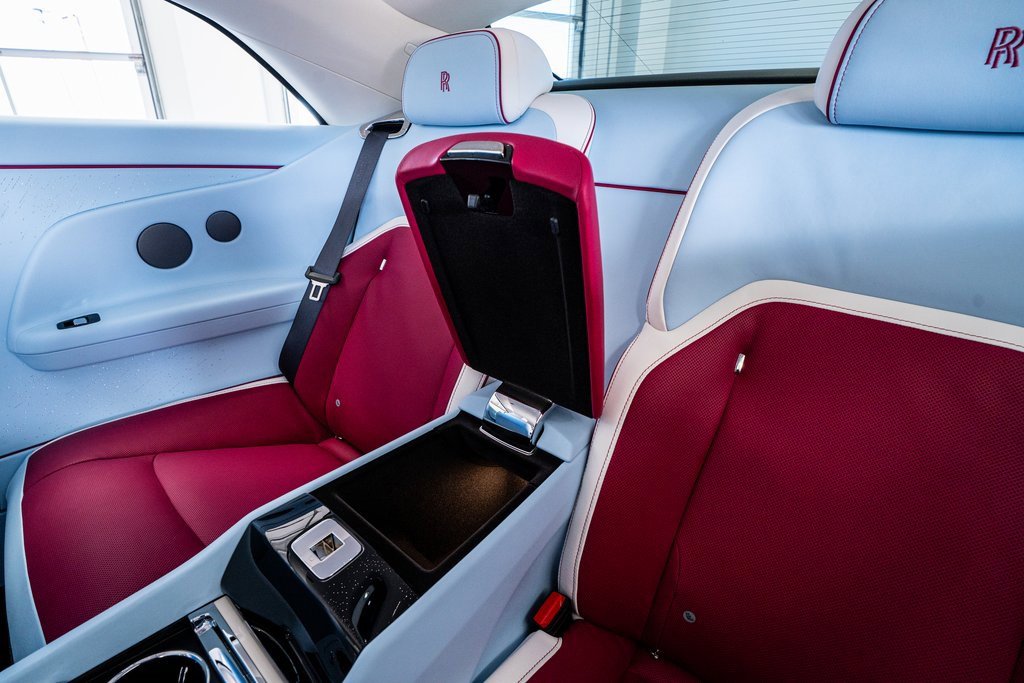 Used 2024 Rolls-Royce Spectre w/ Spectre Launch Package image 77