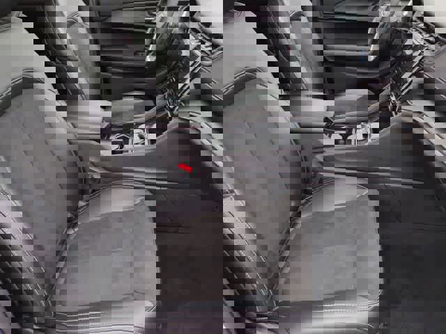 Used 2025 Jeep Grand Cherokee Altitude image 23