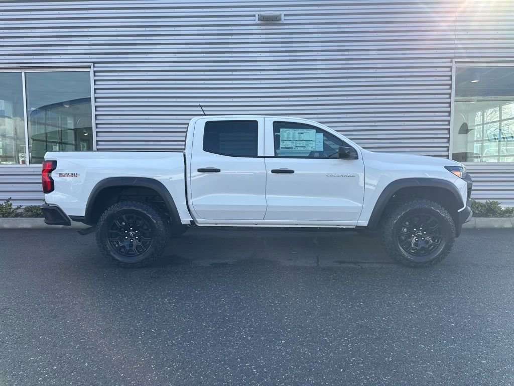 New 2026 Chevrolet Colorado Trail Boss AWD/4WD image 2