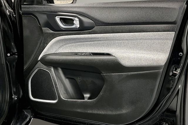 Used 2024 Jeep Compass Latitude image 26