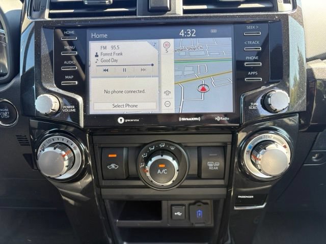 Used 2022 Toyota 4Runner TRD Off-Road Premium w/ Moonroof Package AWD/4WD image 27