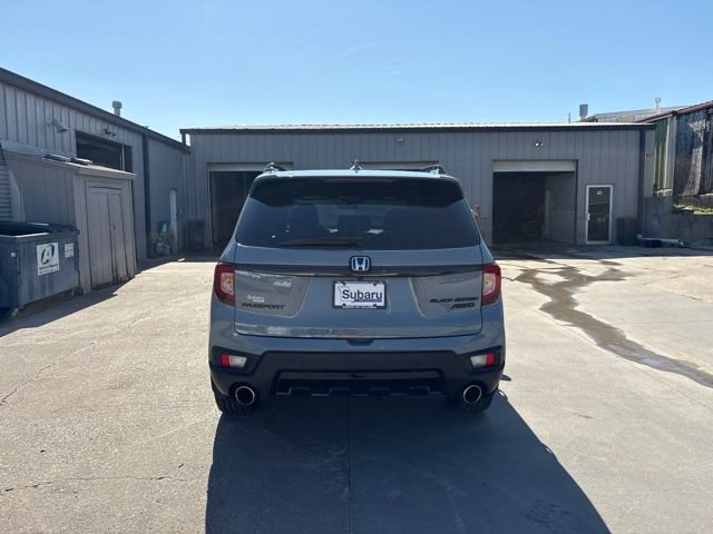 Used 2024 Honda Passport Black Edition image 6