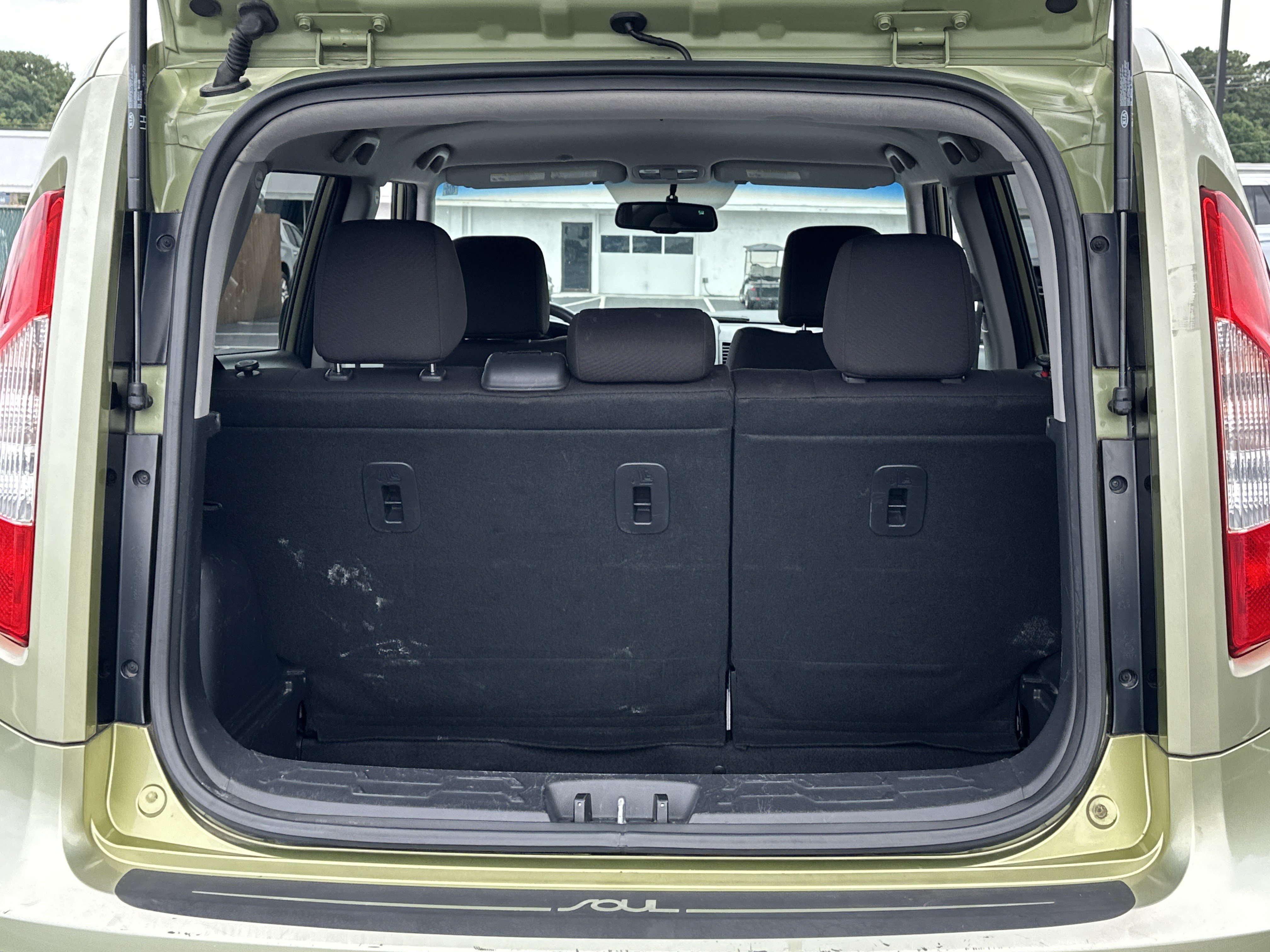 Used 2013 Kia Soul FWD image 14