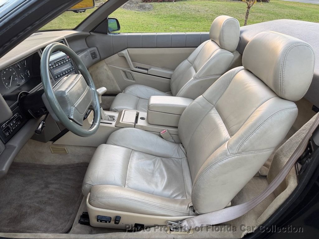 Used 1993 Cadillac Allante image 37