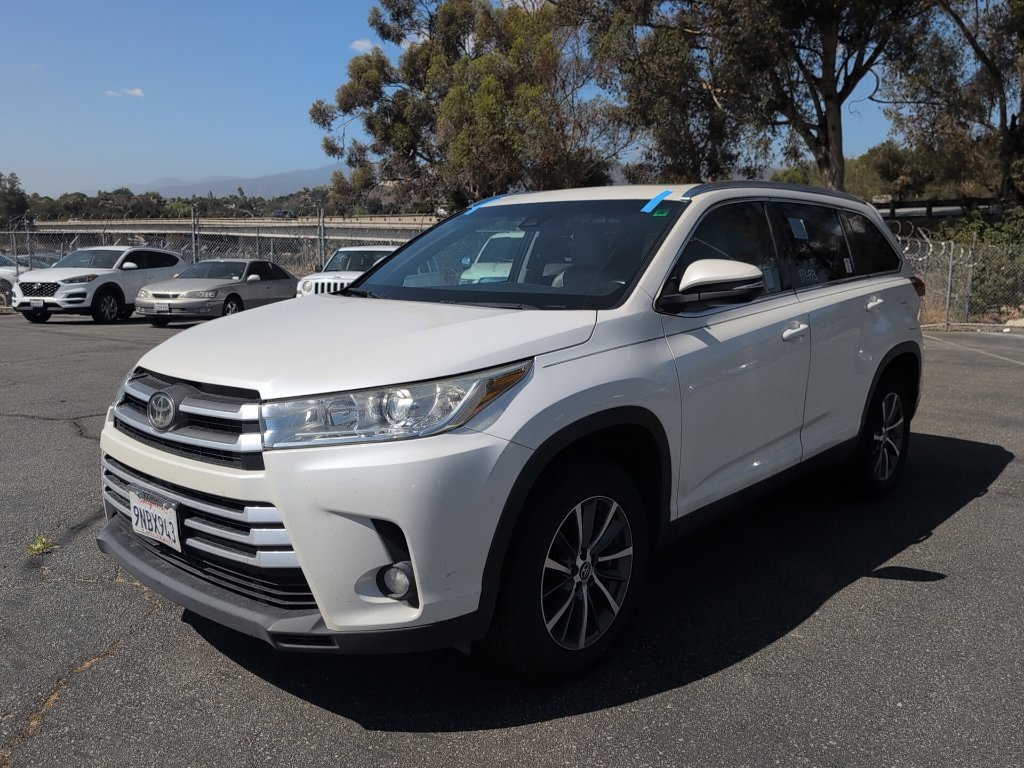 Certified 2019 Toyota Highlander XLE