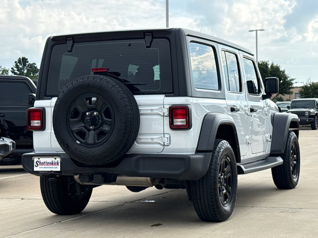 Used 2024 Jeep Wrangler Unlimited Sport AWD/4WD image 9