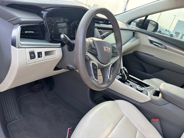 Used 2021 Cadillac XT5 Premium Luxury FWD image 22