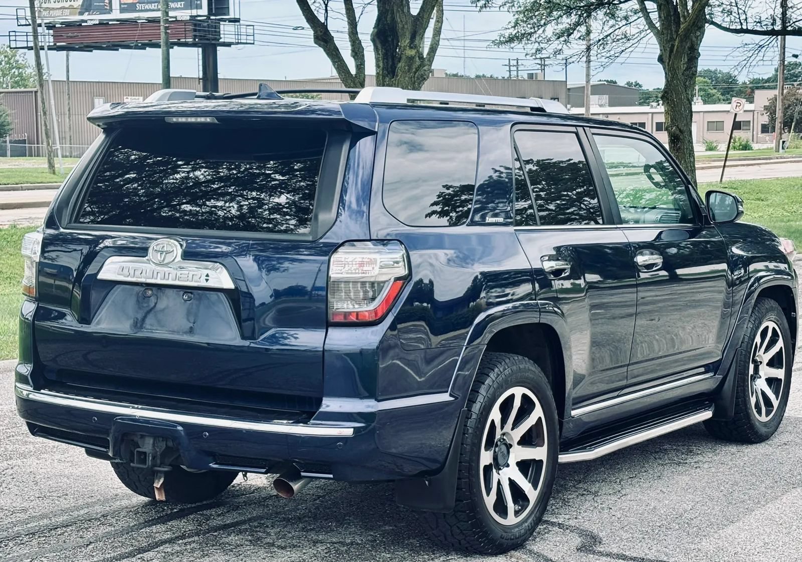 Used 2016 Toyota 4Runner Limited RWD image 11