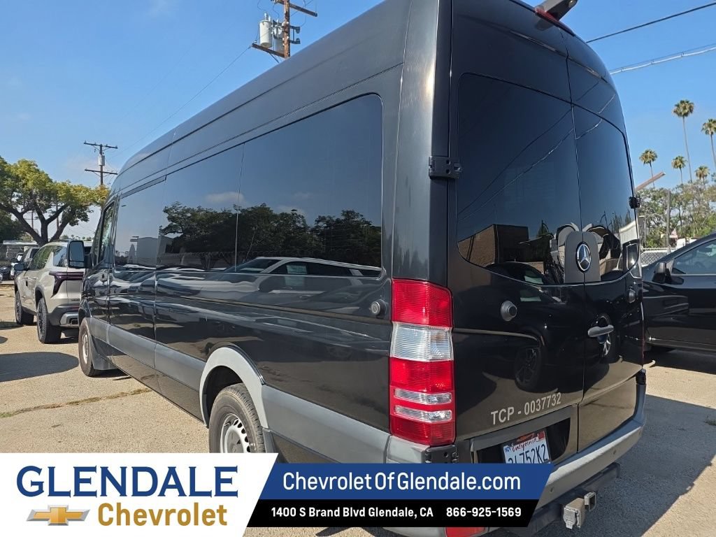 Used 2017 Mercedes-Benz Sprinter 2500 image 3