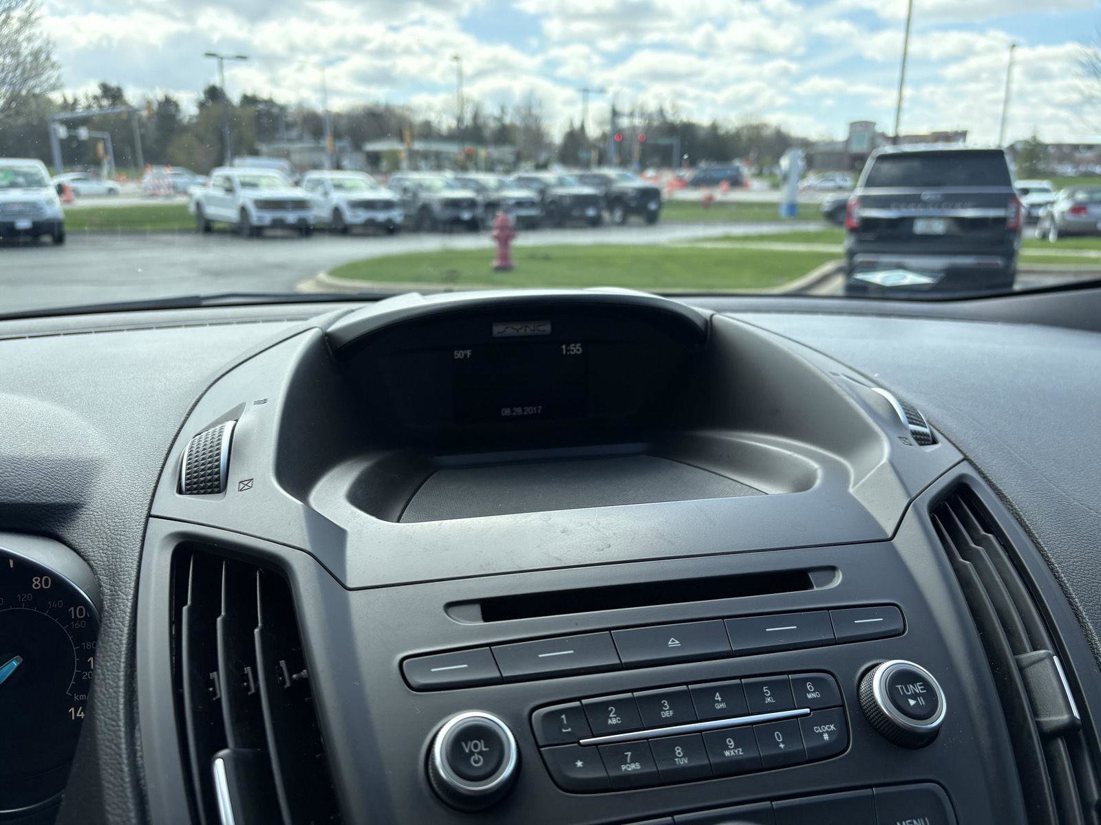 Used 2018 Ford Escape SE image 9