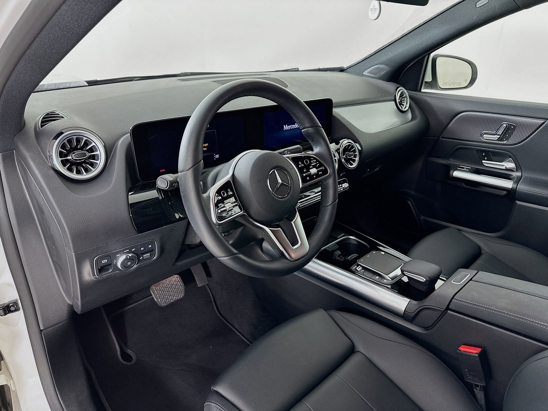 Certified 2023 Mercedes-Benz GLA 250 image 10
