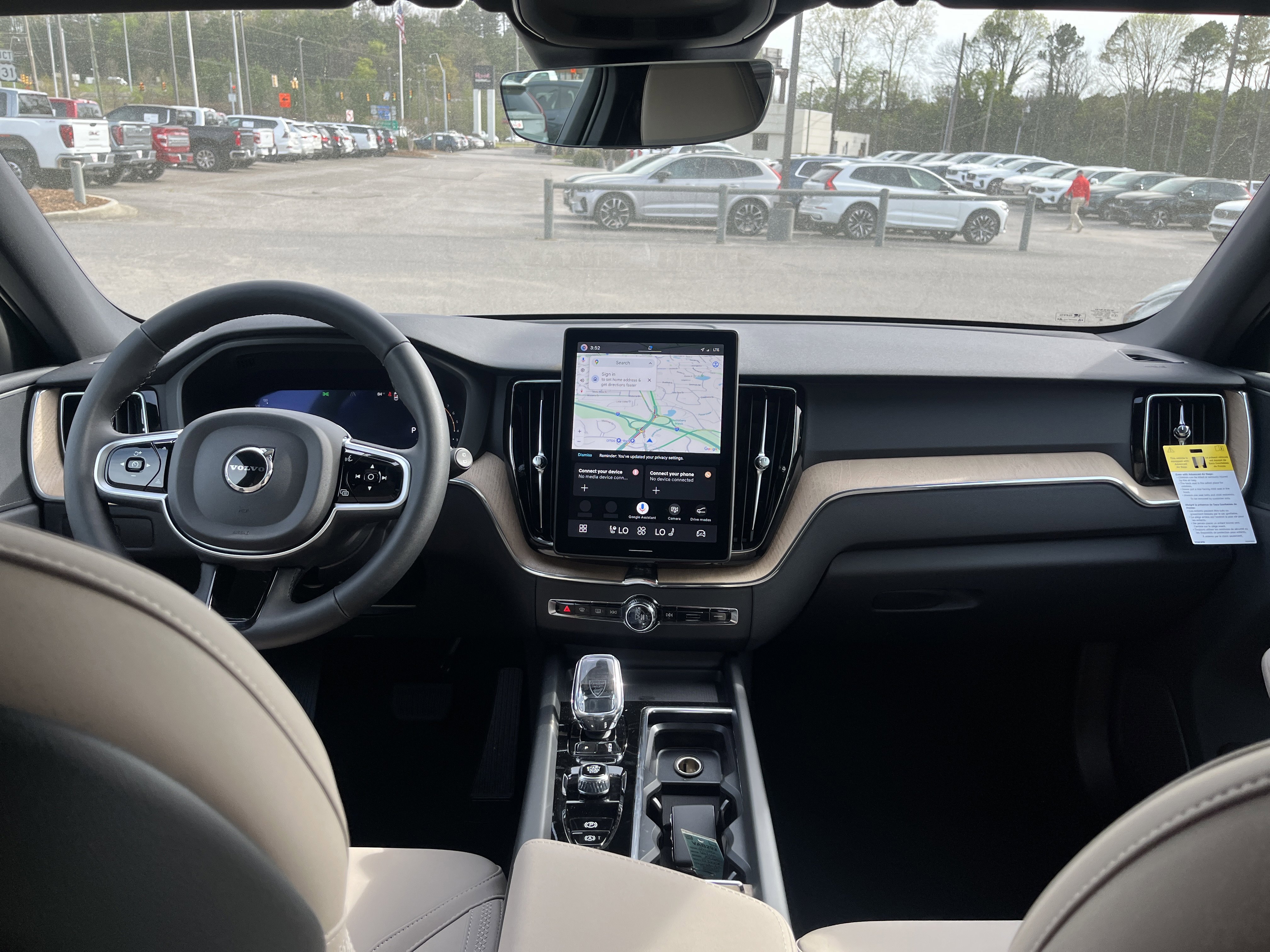 New 2026 Volvo XC60 B5 Plus w/ Protection Package Premier image 11