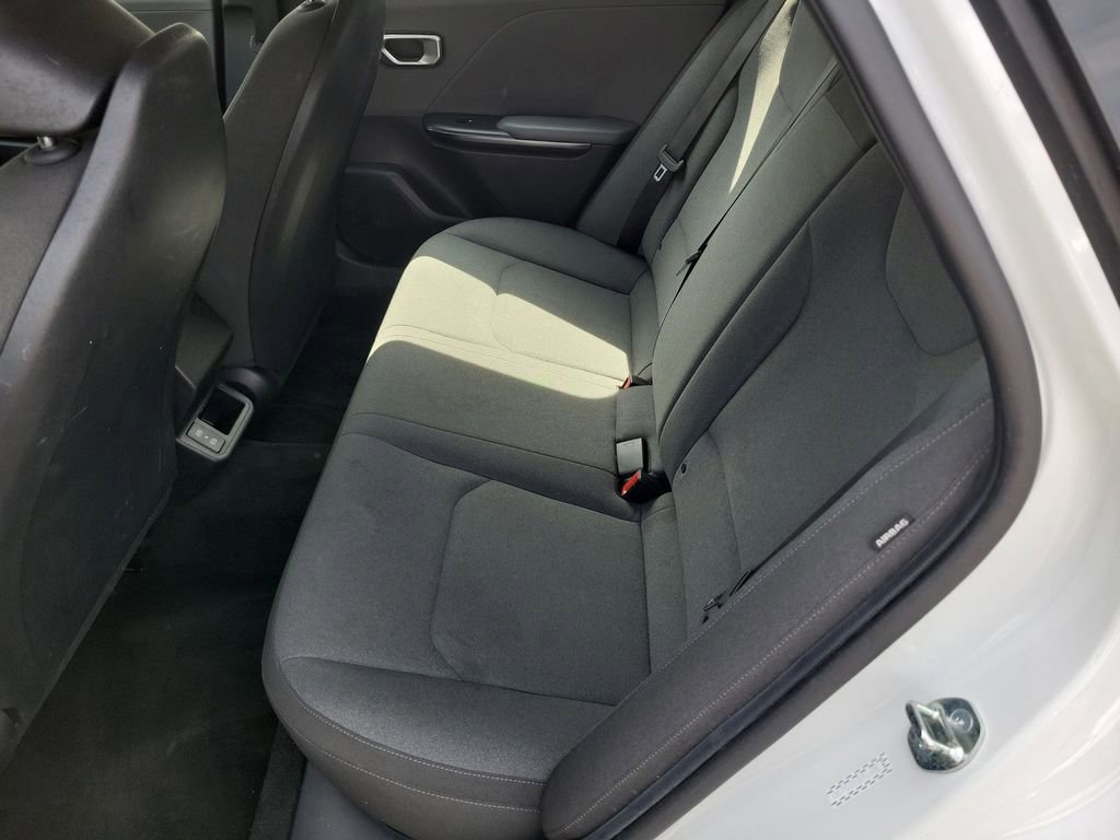 Used 2025 Kia K4 LXS FWD image 14