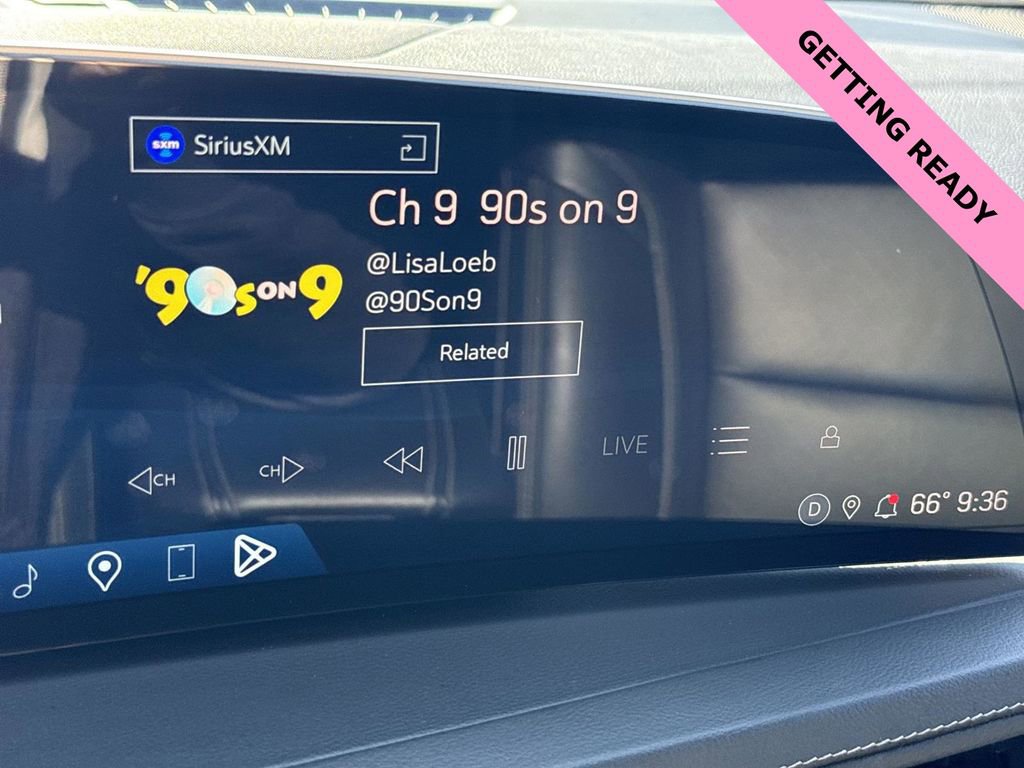 Used 2024 Cadillac XT4 Premium Luxury image 12