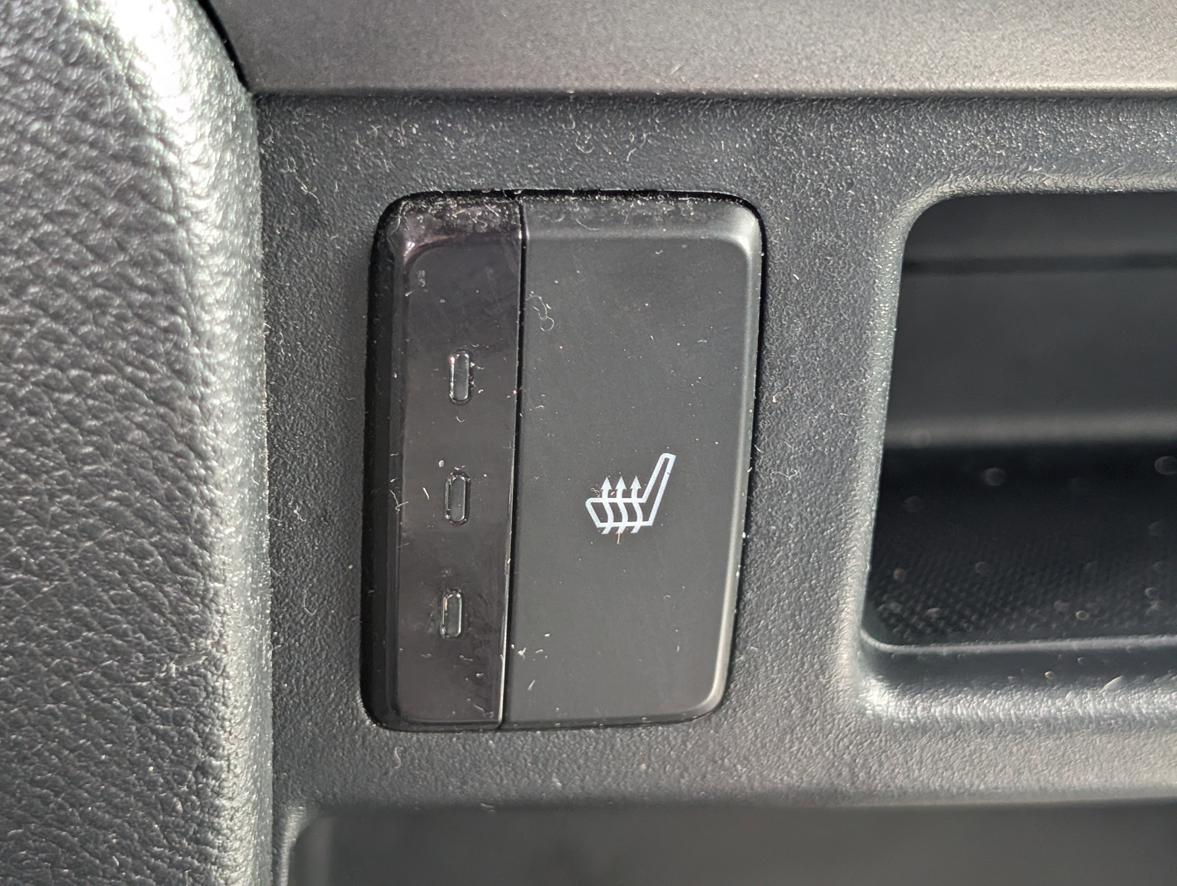 Used 2023 Honda Passport EX-L image 25