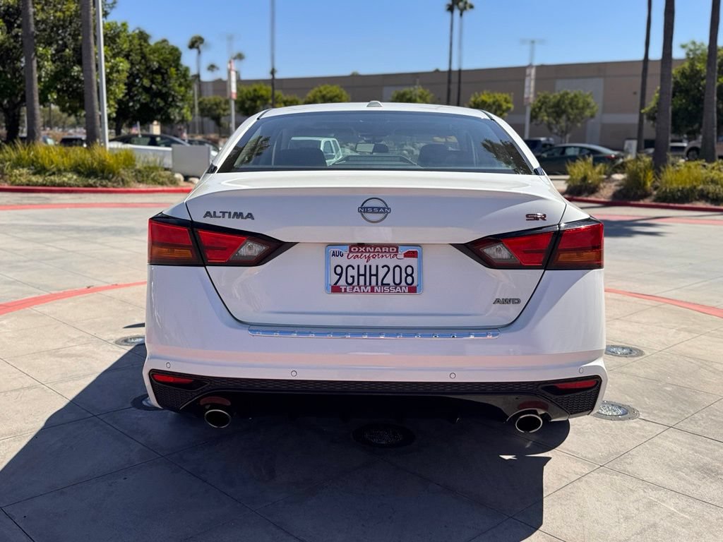 Certified 2023 Nissan Altima 2.5 SR w/ SR Premium Package AWD/4WD image 7
