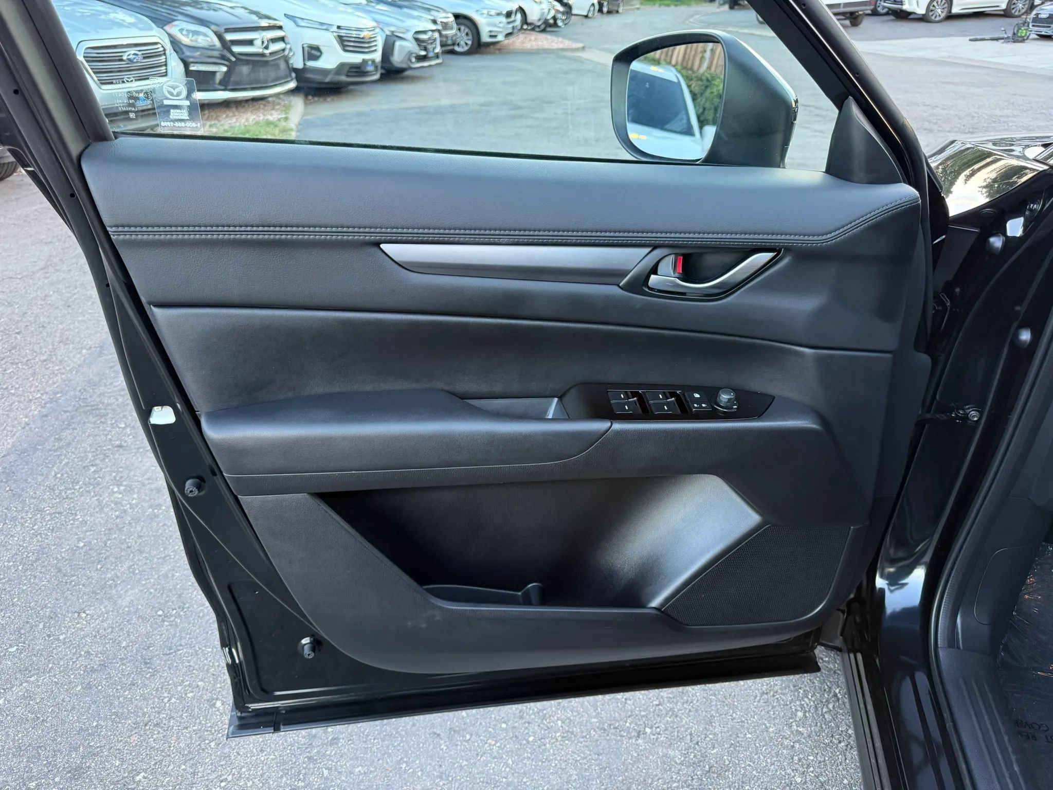 Used 2025 MAZDA CX-5 AWD 2.5 S w/ Preferred Package image 39