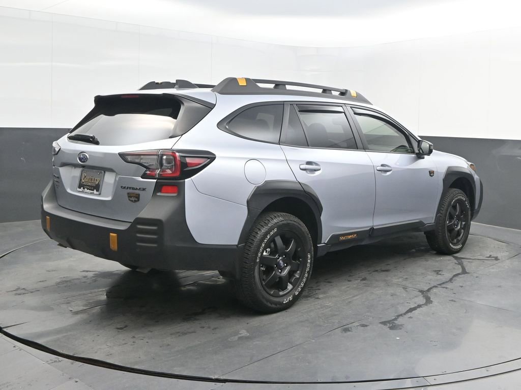 Used 2025 Subaru Outback Wilderness image 7
