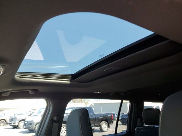 Used 2025 Jeep Grand Cherokee L Laredo w/ Luxury Tech Group I AWD/4WD image 15