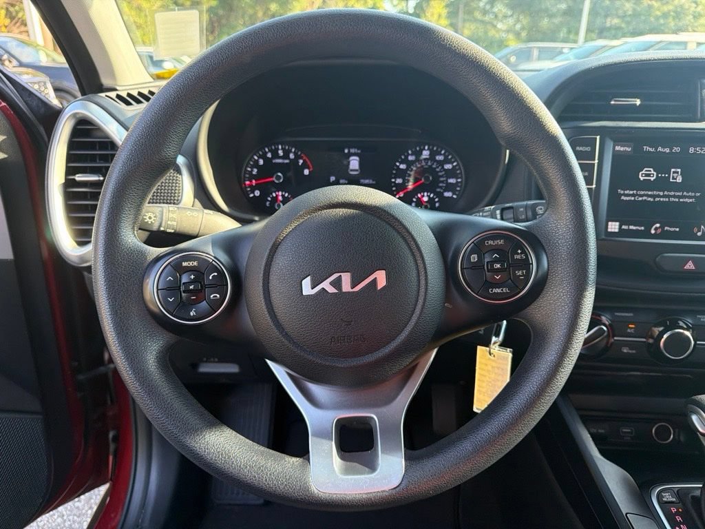 Certified 2022 Kia Soul LX FWD image 12