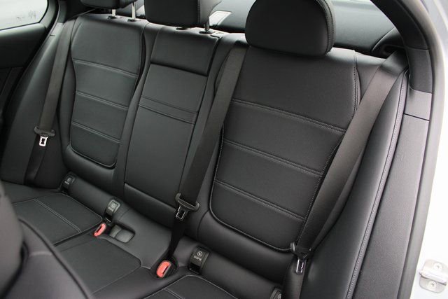 New 2025 Mercedes-Benz C 300 4MATIC Sedan image 29