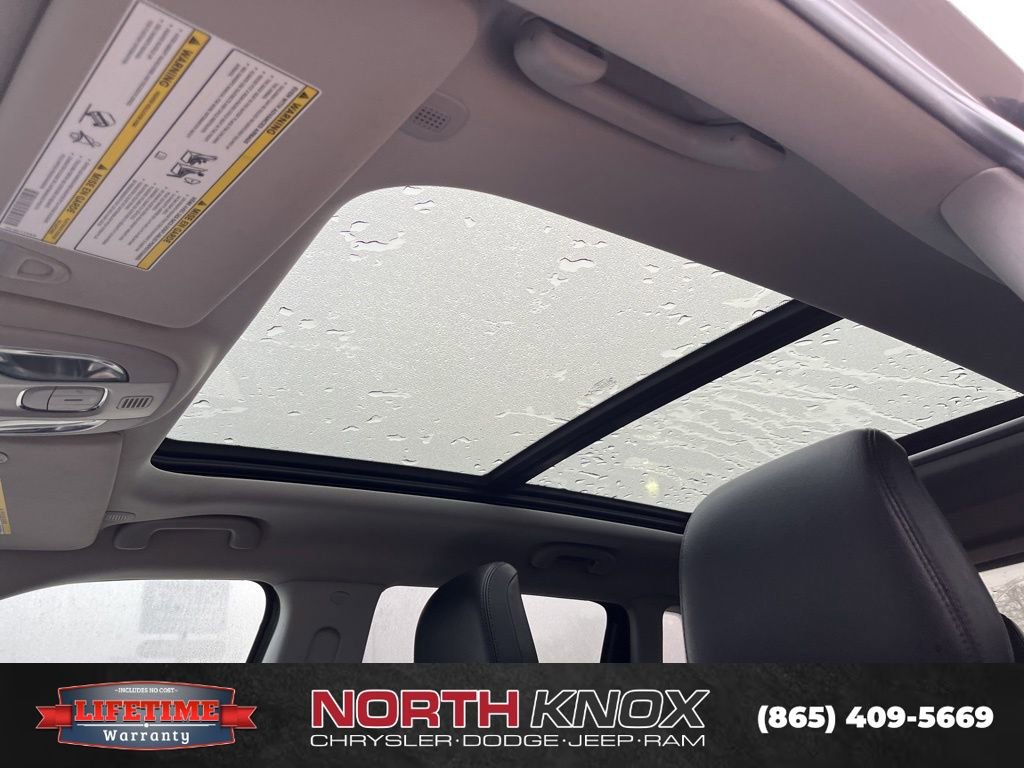 Used 2022 Jeep Compass Latitude w/ Sun and Sound Group image 7