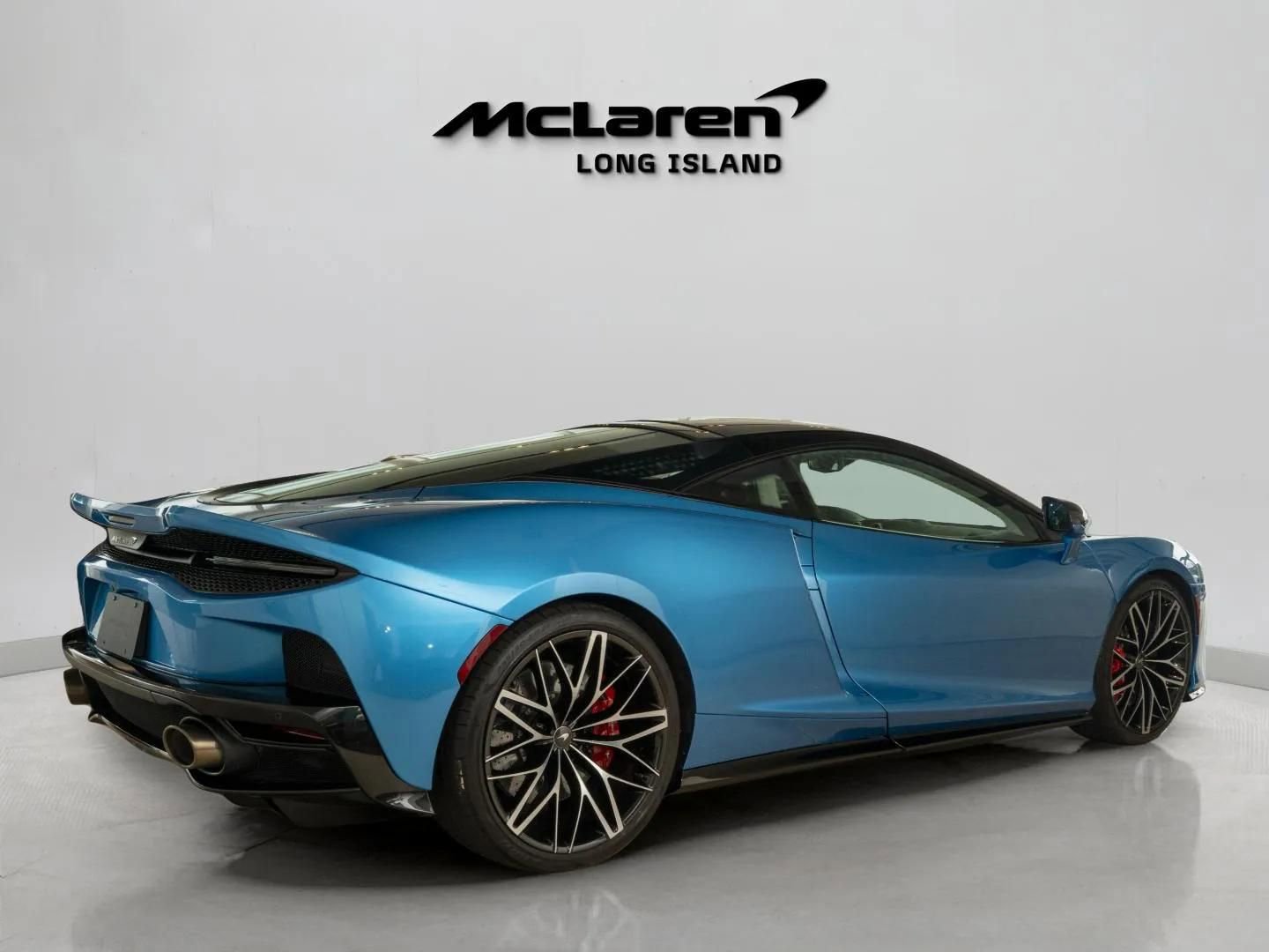 Used 2023 McLaren GT RWD image 9