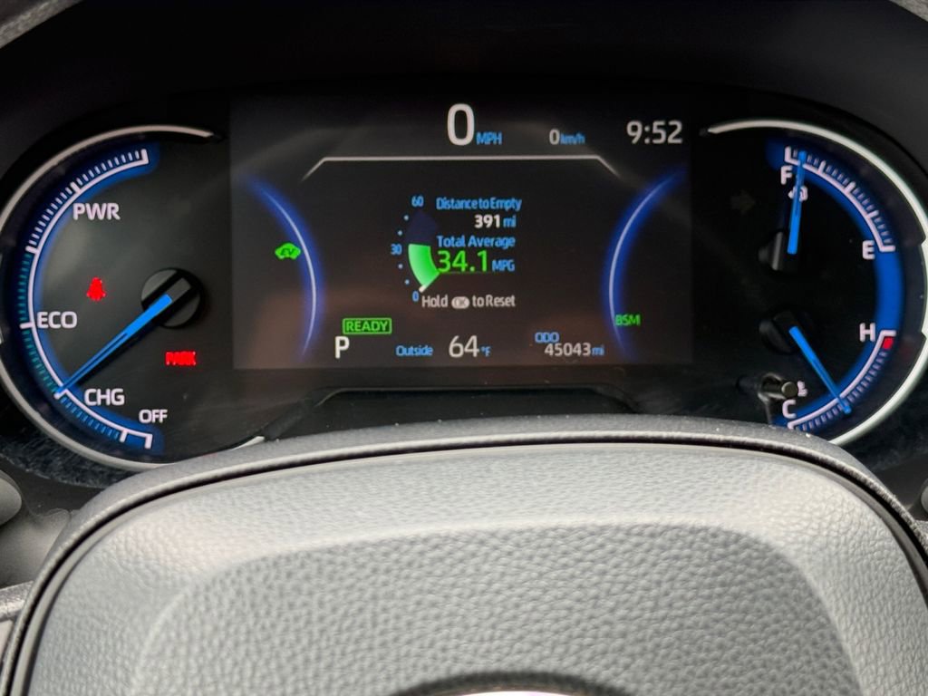 Certified 2024 Toyota RAV4 LE AWD/4WD image 31