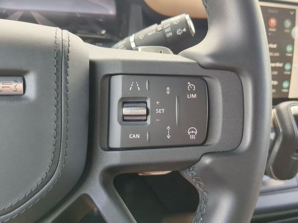 Used 2025 Land Rover Defender 130 V8 image 28