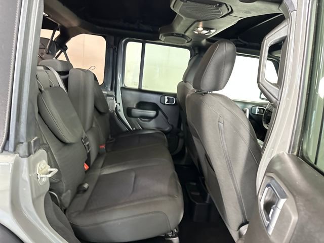 Used 2023 Jeep Wrangler Unlimited w/ Cold Weather Group image 27