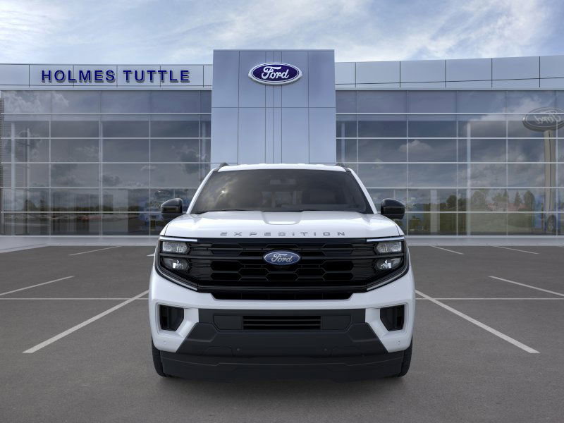 New 2025 Ford Expedition Active image 6