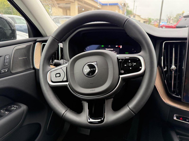 New 2026 Volvo XC60 T8 Plus w/ Climate Package image 7