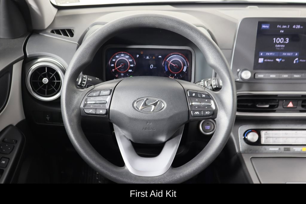 Used 2023 Hyundai Kona SE w/ Cargo Package image 7