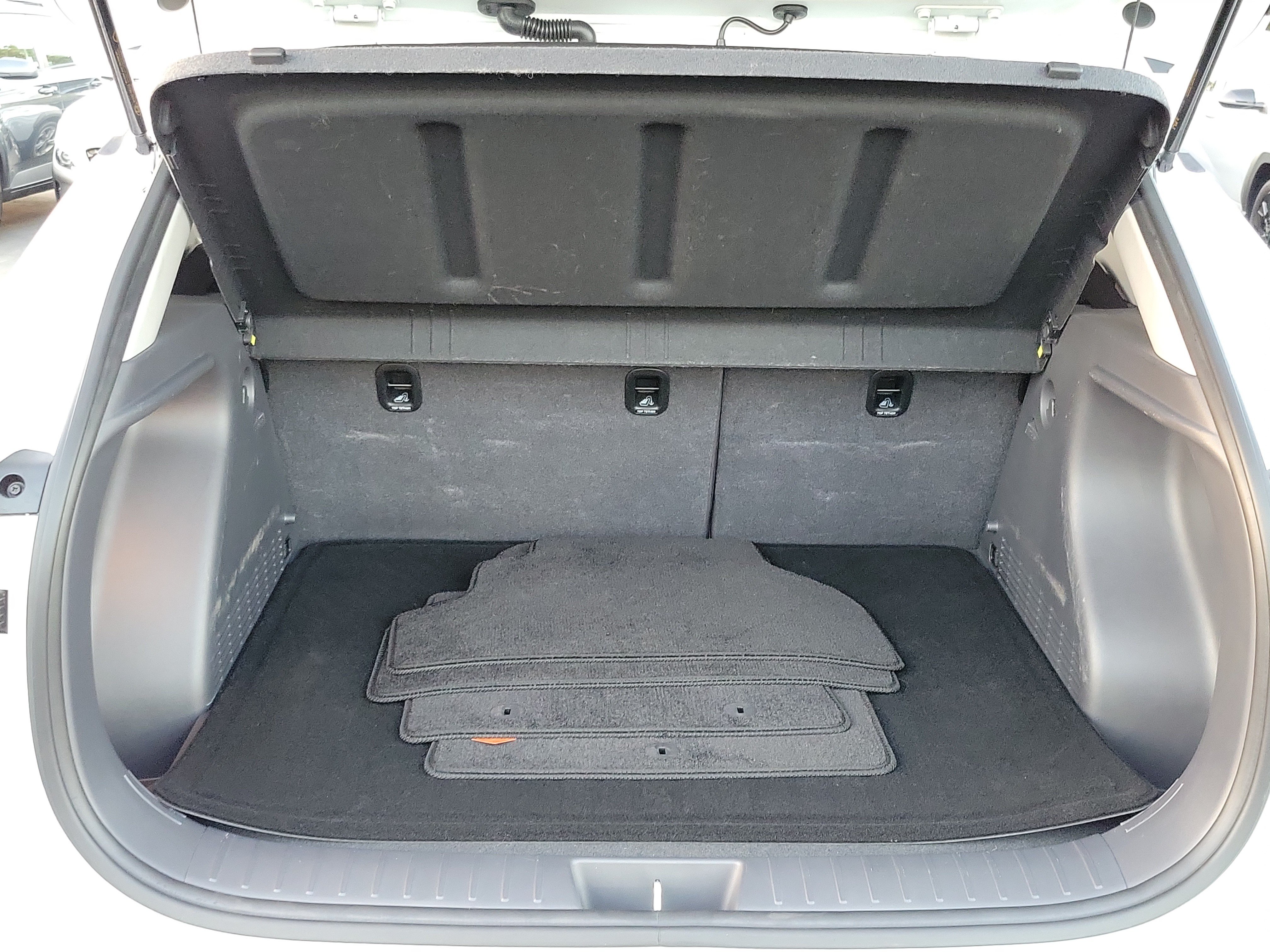 Certified 2024 Hyundai Kona SEL FWD image 19