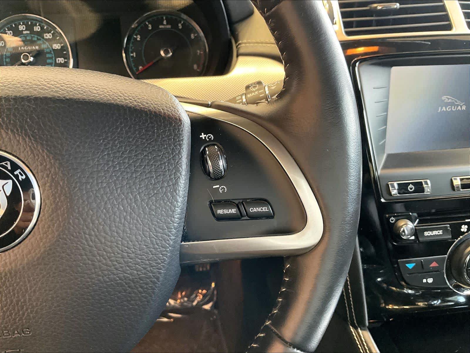 Used 2014 Jaguar XKR R RWD image 22