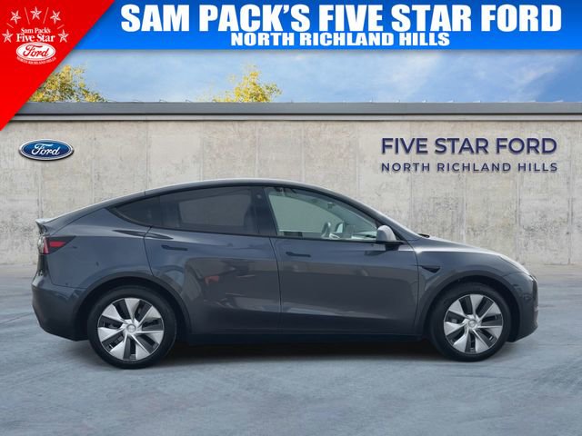 Used 2021 Tesla Model Y Long Range image 10