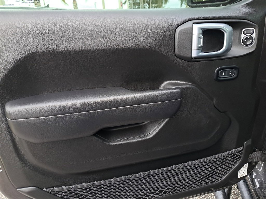 Used 2023 Jeep Gladiator Mojave w/ Trailer Tow Package image 21