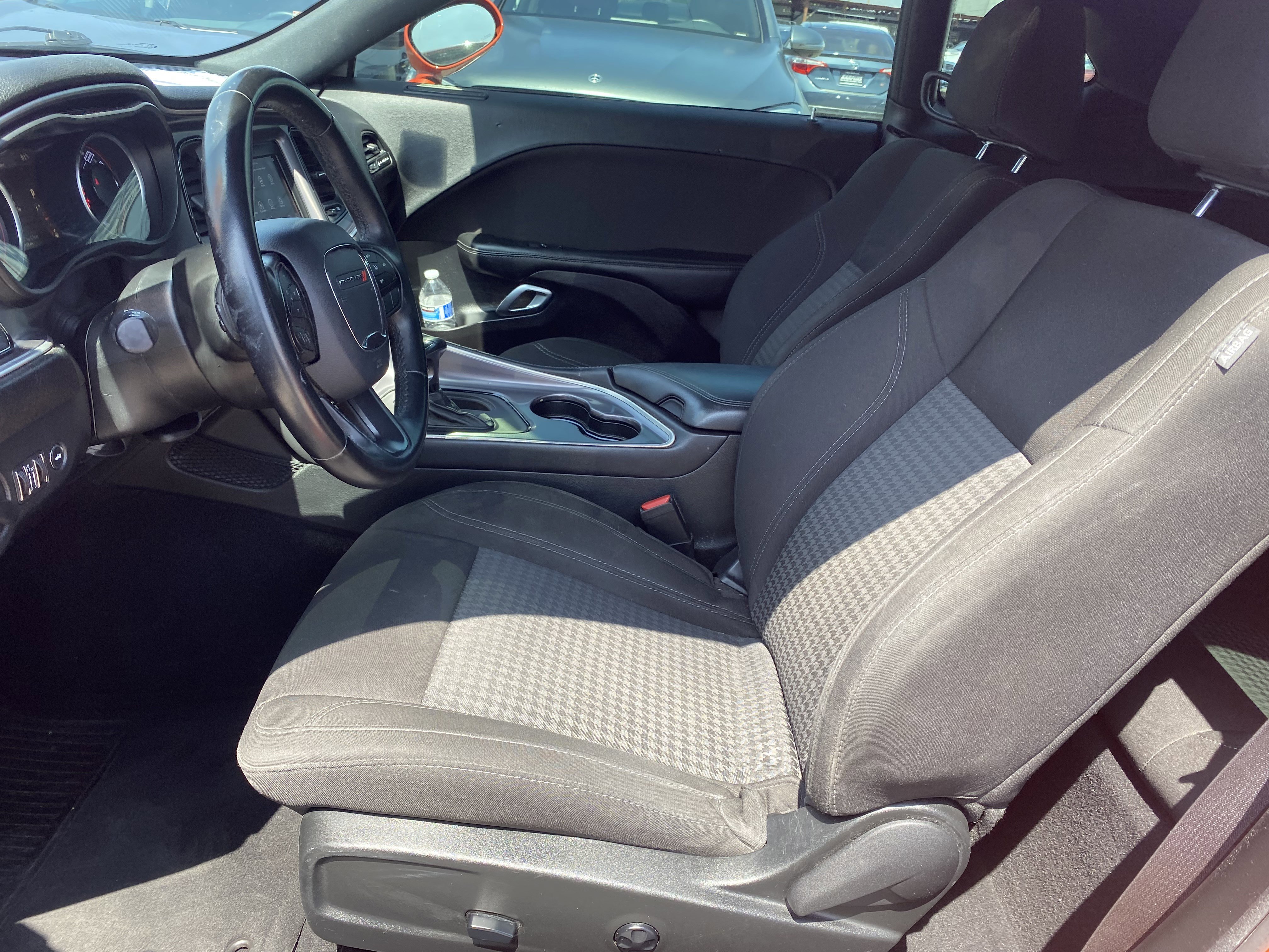 Used 2020 Dodge Challenger SXT RWD image 9